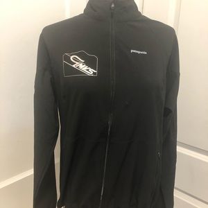 Patagonia ladies activewear full zip top size large